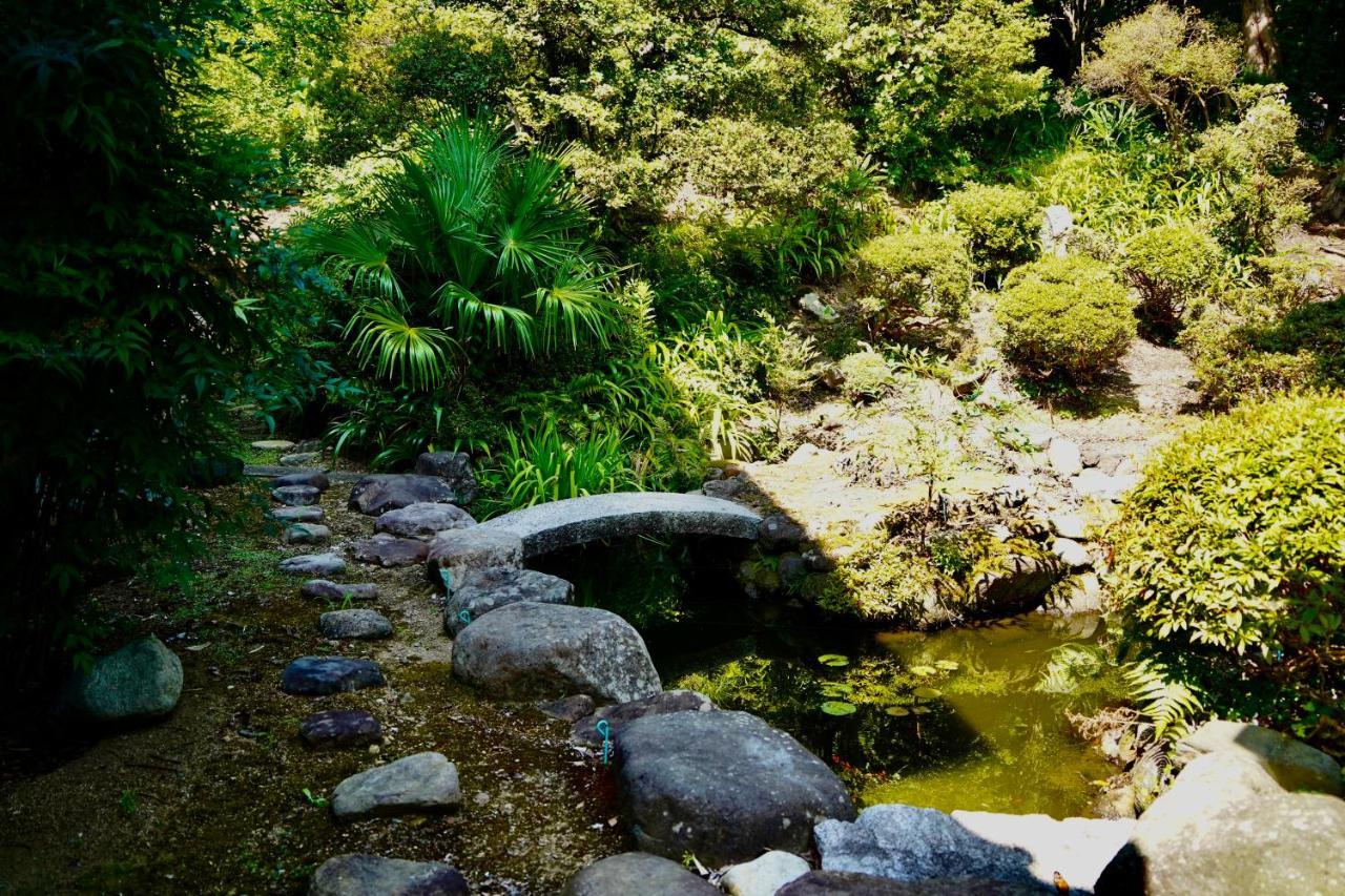佐渡島に残る築130年の伝統的な古民家｜東夢 Villa Sado Eksteriør bilde