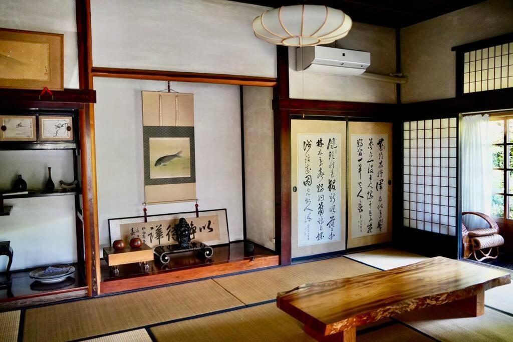 佐渡島に残る築130年の伝統的な古民家｜東夢 Villa Sado Eksteriør bilde