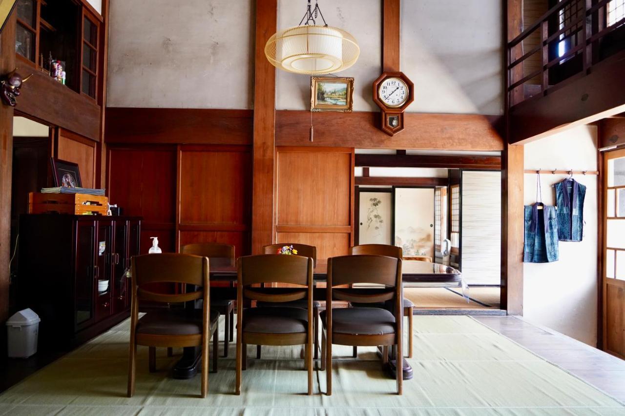 佐渡島に残る築130年の伝統的な古民家｜東夢 Villa Sado Eksteriør bilde