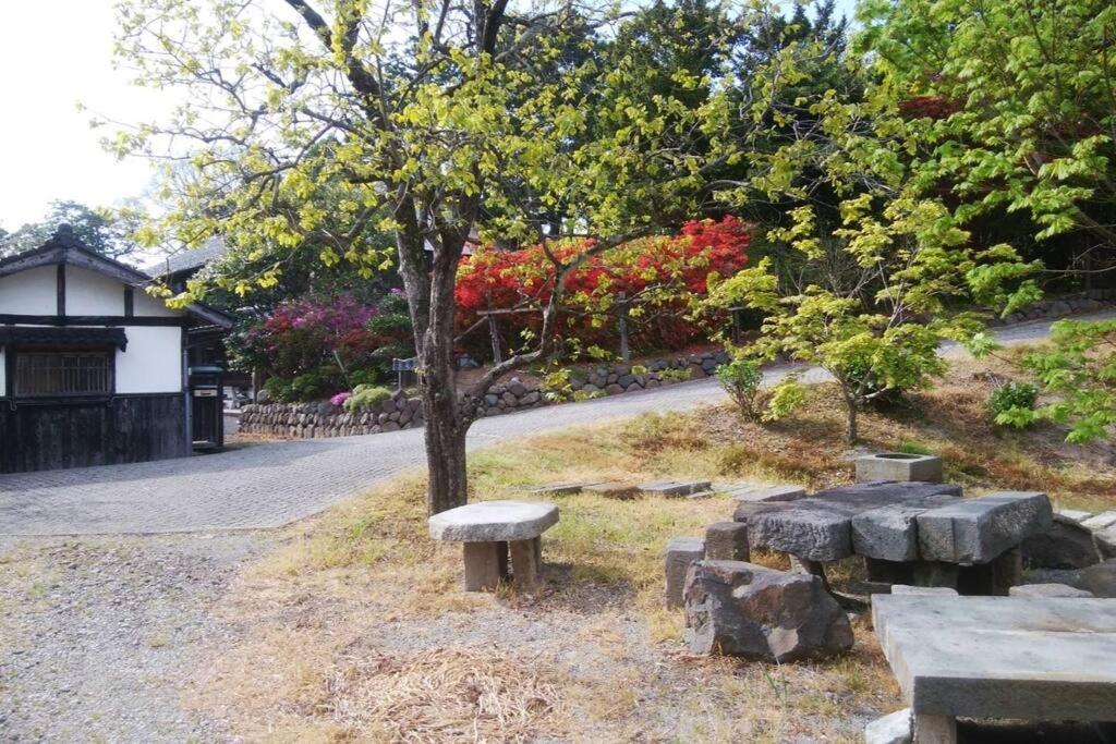 佐渡島に残る築130年の伝統的な古民家｜東夢 Villa Sado Eksteriør bilde