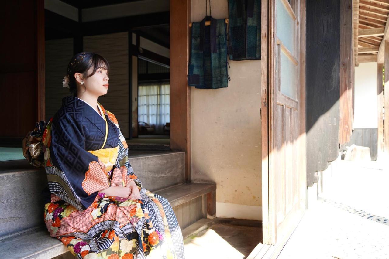 佐渡島に残る築130年の伝統的な古民家｜東夢 Villa Sado Eksteriør bilde